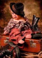 Без бренда «Малыш на красном чемодане» в Якутске